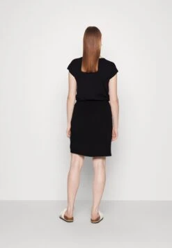 Ragwear MAIYLA - Jerseykleid - Black 10 Ragwear MAIYLA - Jerseykleid - Black -Ragwear 54c653135fd04153af8ea2144f90e309